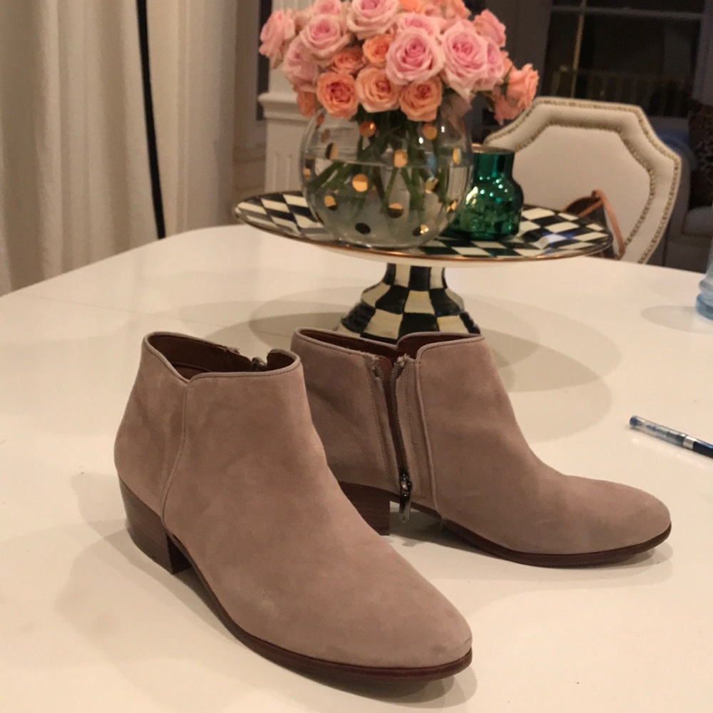 Same Edelman Petty bootie